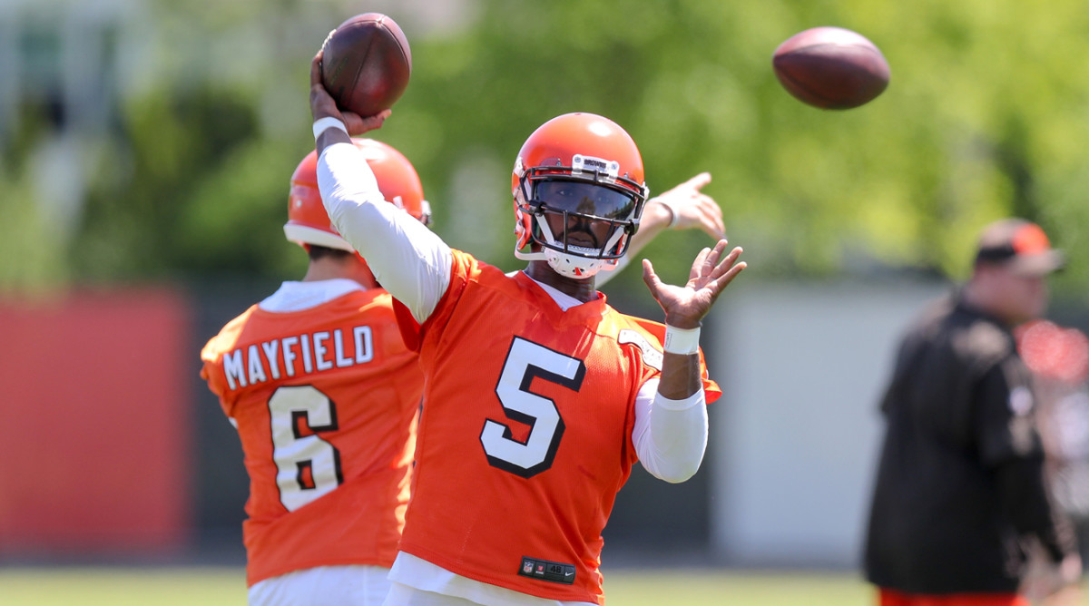 tyrod-taylor-baker-mayfield.jpg